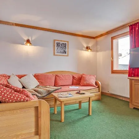 Sleeps 14 Pool Wifi Apartment Aime